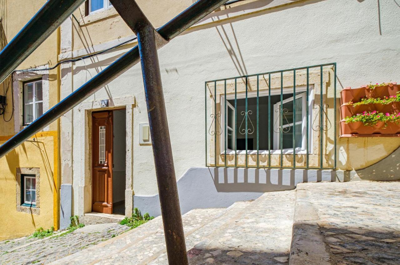 New! Unique 1 Bedroom Apartment- Santa Catarina 42 Lissabon Buitenkant foto